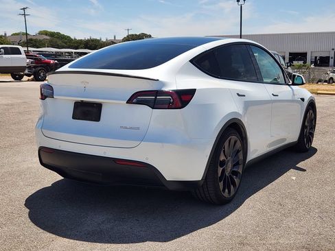 Used 2022 Tesla Model Y Performance AWD/4WD image 4