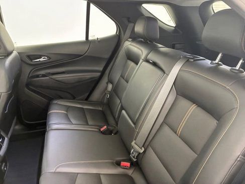 Used 2022 Chevrolet Equinox Premier FWD image 18