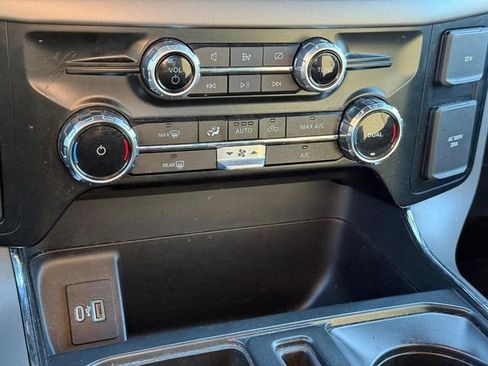 Used 2024 Ford F150 XLT w/ Mobile Office Package image 22