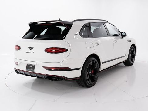 Certified 2025 Bentley Bentayga image 5