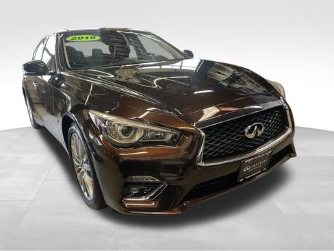 Used 2018 INFINITI Q50 Luxe w/ Essential Package (3.0T Luxe) AWD/4WD image 3