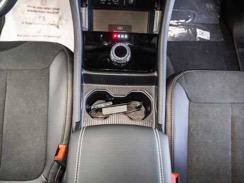 New 2025 Jeep Grand Cherokee Altitude image 24