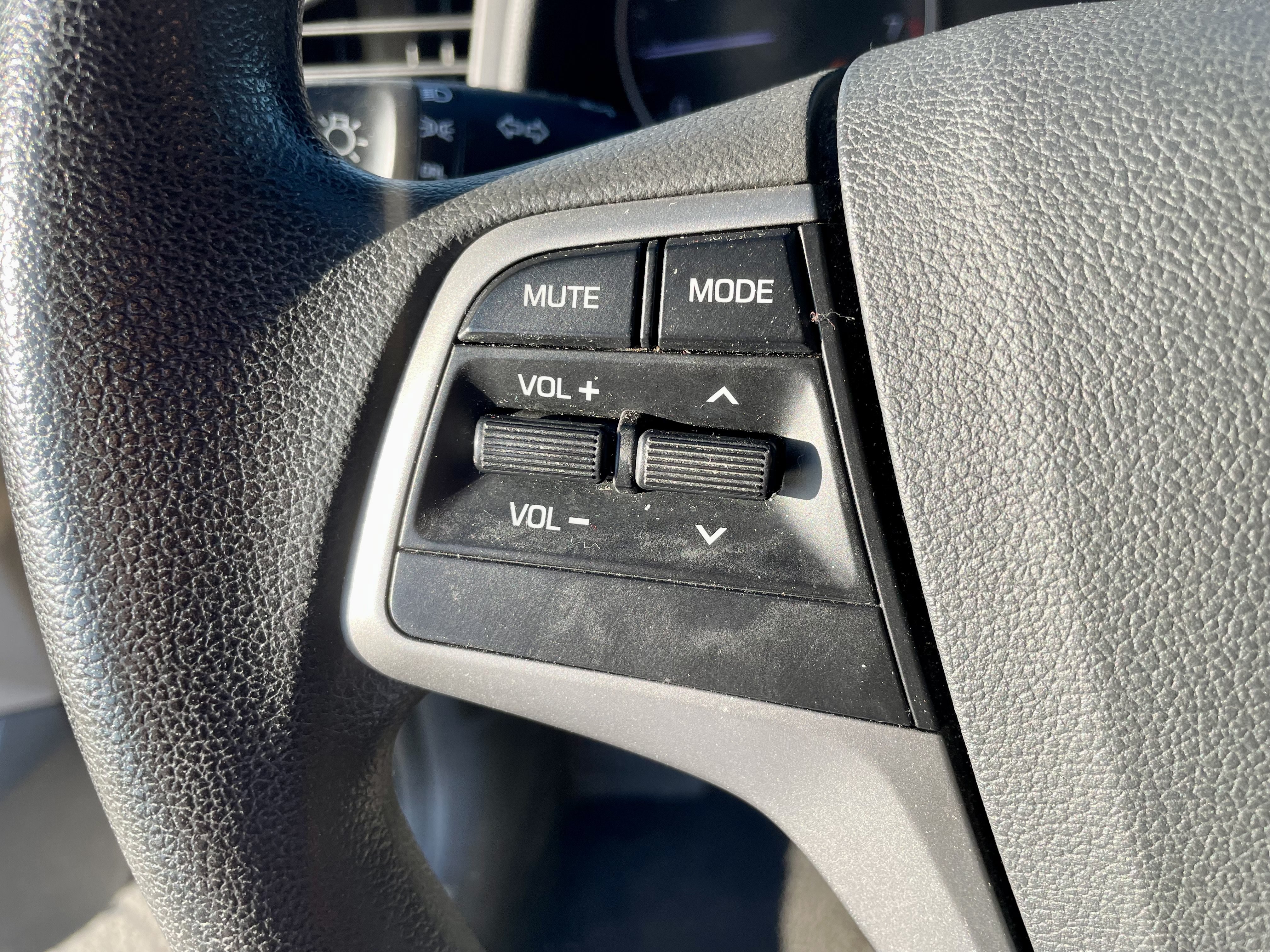 Used 2017 Hyundai Elantra SE FWD image 15