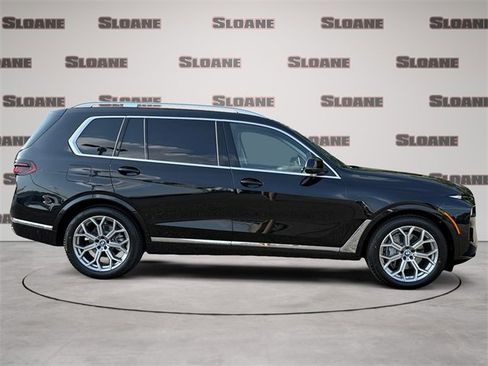 New 2026 BMW X7 xDrive40i w/ Premium Package image 6