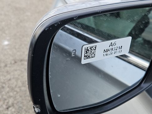 New 2026 Honda Pilot Touring image 6