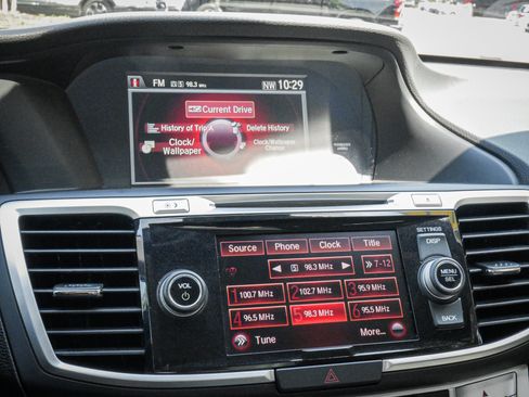 Used 2015 Honda Accord EX-L image 23