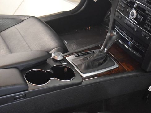 Used 2011 Mercedes-Benz E 550 Coupe image 34