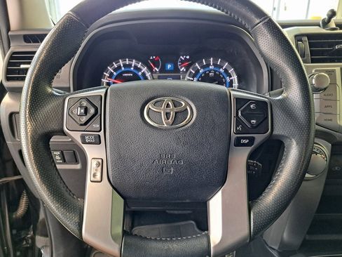 Used 2016 Toyota 4Runner SR5 image 10