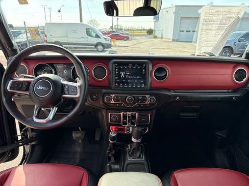 Used 2023 Jeep Wrangler Unlimited Rubicon 392 AWD/4WD image 11