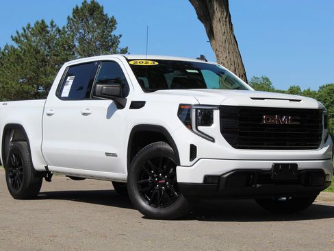 Used 2023 GMC Sierra 1500 Elevation AWD/4WD image 1