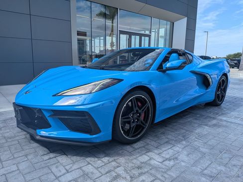 Used 2022 Chevrolet Corvette Stingray Premium Cpe w/ Z51 Performance Package RWD image 10