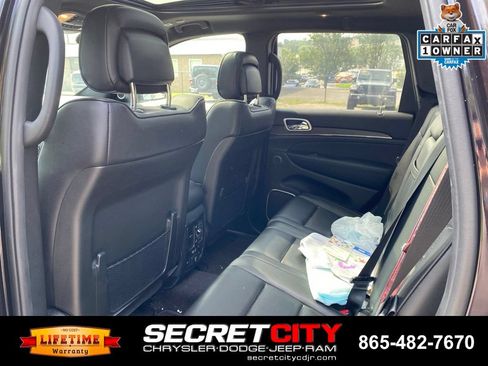 Used 2018 Jeep Grand Cherokee High Altitude AWD/4WD image 11
