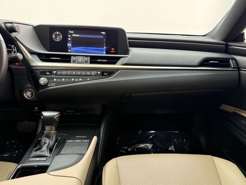 Used 2021 Lexus ES 350 w/ Accessory Package FWD image 31