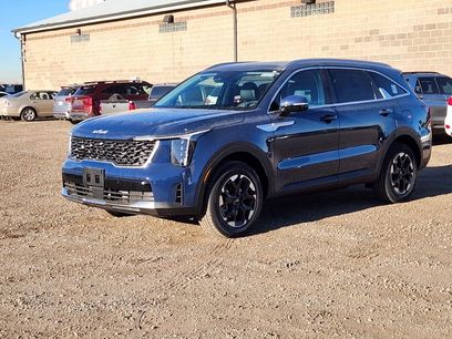 New 2026 Kia Sorento S w/ S Panoramic Sunroof Package