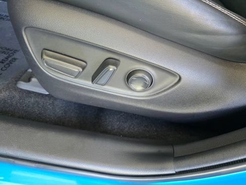 Used 2019 Toyota RAV4 XLE Premium w/ Cold Weather Package AWD/4WD image 23