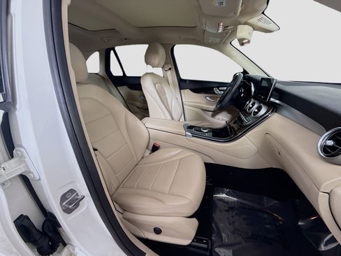 Used 2018 Mercedes-Benz GLC 300 GLC 300 image 29