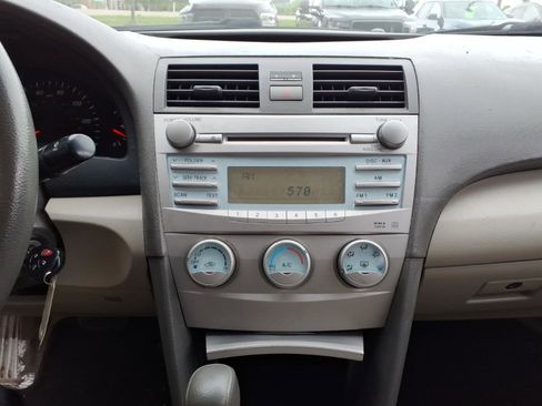 Used 2007 Toyota Camry LE FWD image 10
