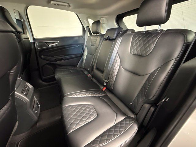 Used 2024 Ford Edge Titanium AWD/4WD image 28