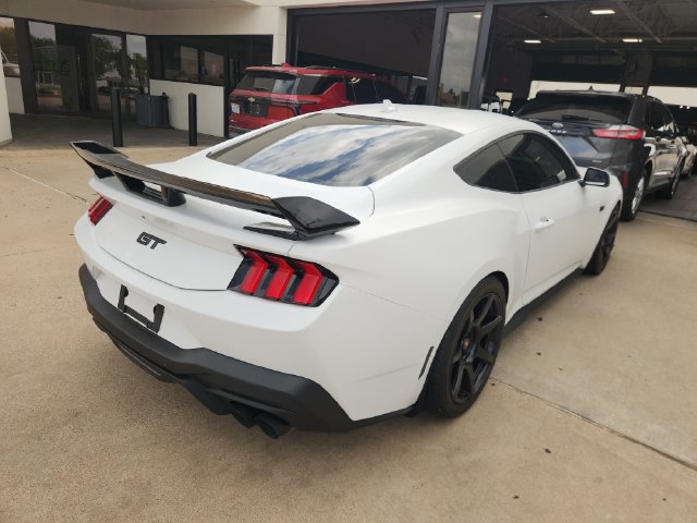 Used 2024 Ford Mustang GT Premium RWD image 6