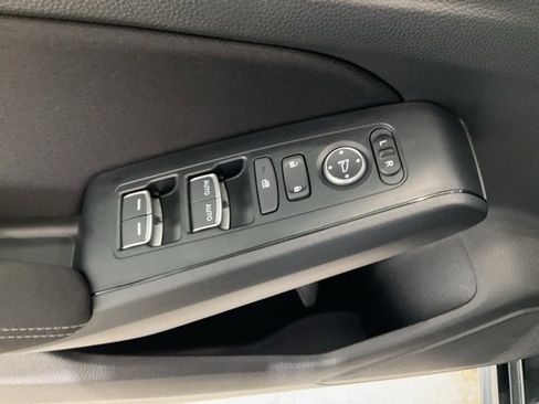 Certified 2025 Honda Civic Sport image 5