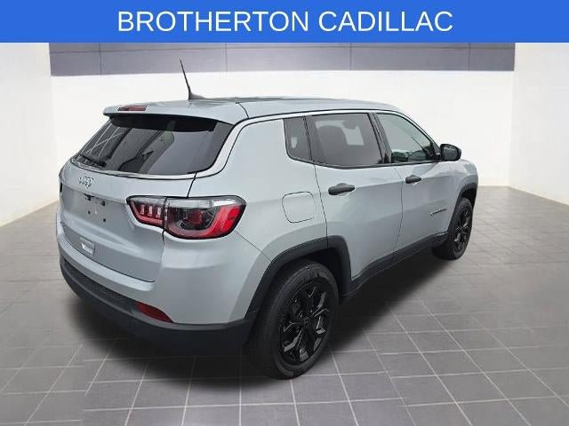 Used 2025 Jeep Compass Sport AWD/4WD image 7