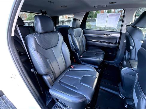 Used 2022 Hyundai Palisade SEL w/ Premium Package image 26