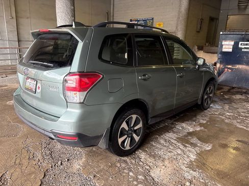 Used 2017 Subaru Forester 2.5i Premium w/ All-Weather Package AWD/4WD image 3