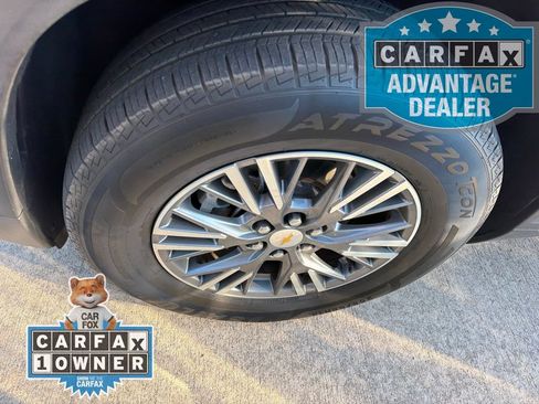 Used 2024 Chevrolet Traverse LT FWD image 7