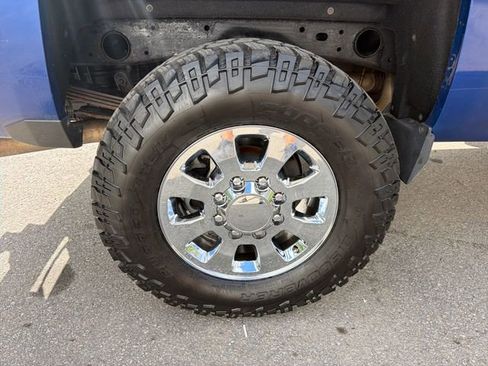 Used 2015 Chevrolet Silverado 2500 LT w/ LT Convenience Package AWD/4WD image 29