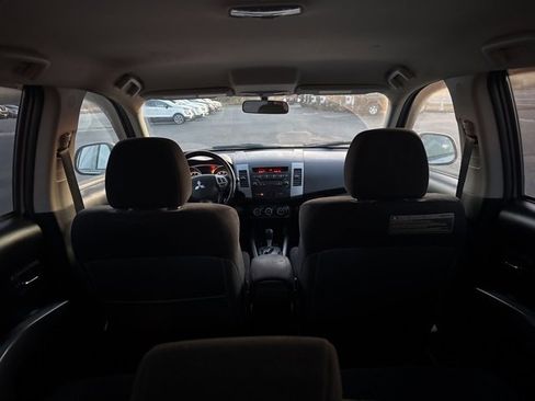 Used 2012 Mitsubishi Outlander ES image 8
