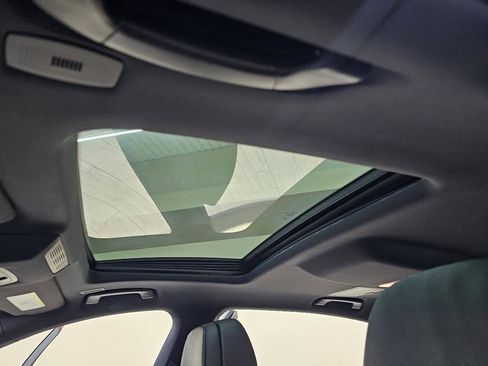 Used 2015 BMW 740Li image 38