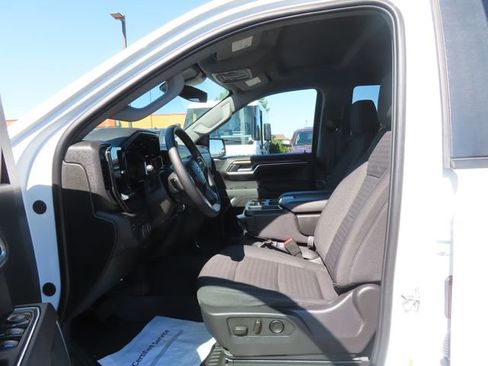Used 2025 Chevrolet Silverado 1500 LT w/ Protection Package AWD/4WD image 15