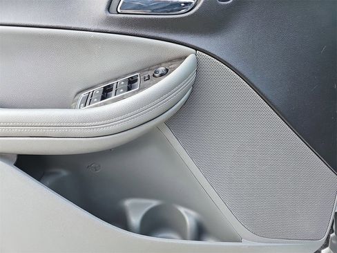 Used 2014 Chevrolet Impala LTZ image 28