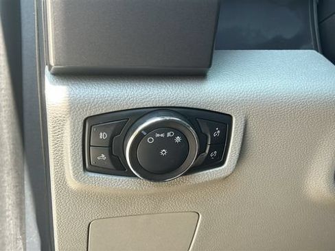 Used 2022 Ford F350 XLT w/ XLT Value Package AWD/4WD image 28