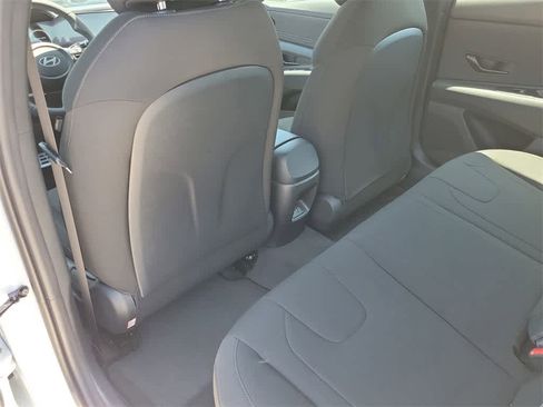 New 2025 Hyundai Elantra SEL image 7