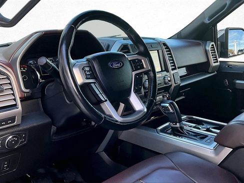 Used 2017 Ford F150 Platinum w/ Equipment Group 701A Luxury image 18