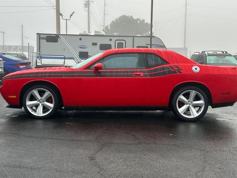 Used 2009 Dodge Challenger R/T image 7