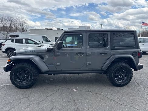 Used 2023 Jeep Wrangler Unlimited w/ Cold Weather Group image 21