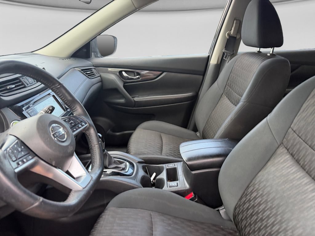 Used 2019 Nissan Rogue SV AWD/4WD image 20