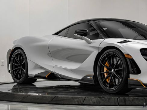 Used 2021 McLaren 765LT RWD image 33