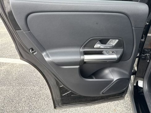 Used 2023 Mercedes-Benz GLA 250 image 23