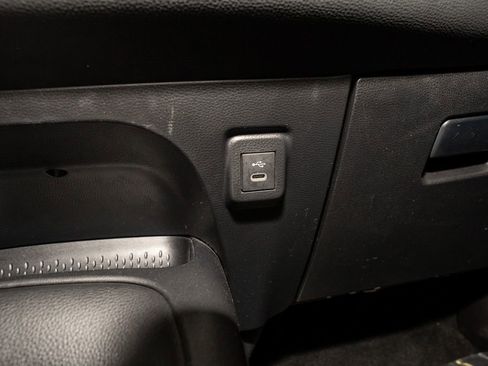 Used 2023 Toyota Corolla LE image 14