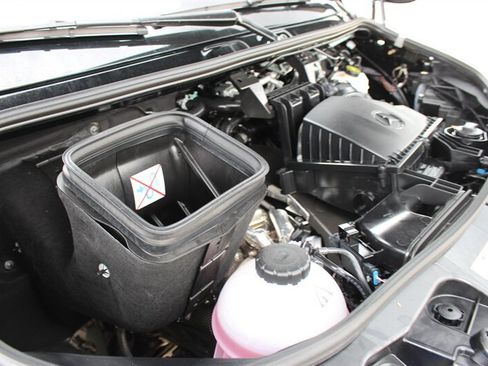 Used 2026 Mercedes-Benz Sprinter 2500 image 29