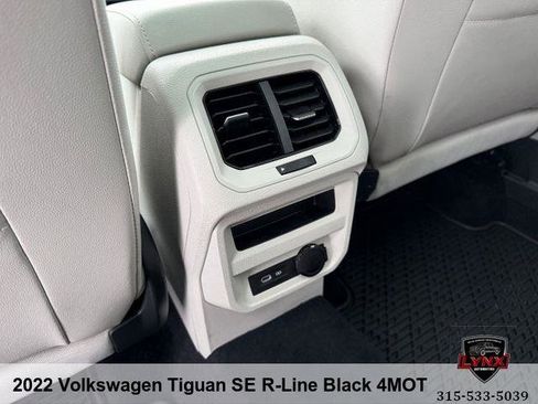 Used 2022 Volkswagen Tiguan SE R-Line image 39
