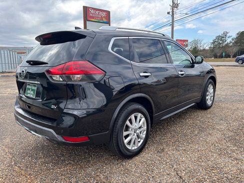 Used 2019 Nissan Rogue SV image 5