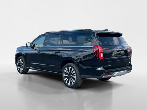 Used 2025 Ford Expedition Max Platinum w/ Driver's Package AWD/4WD image 3