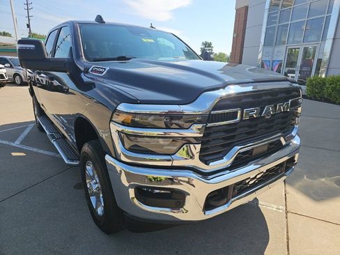 Used 2026 RAM 2500 Big Horn AWD/4WD image 4