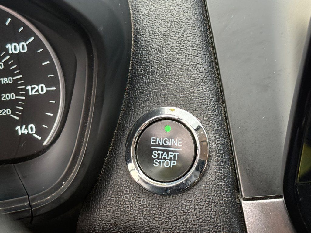 Used 2021 Ford EcoSport SE FWD image 30