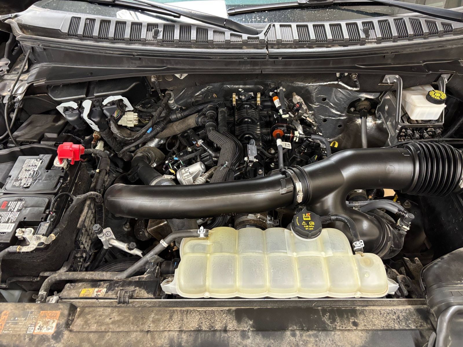 Used 2024 Ford Expedition Limited RWD image 36