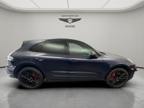 Used 2022 Porsche Macan GTS AWD/4WD image 6